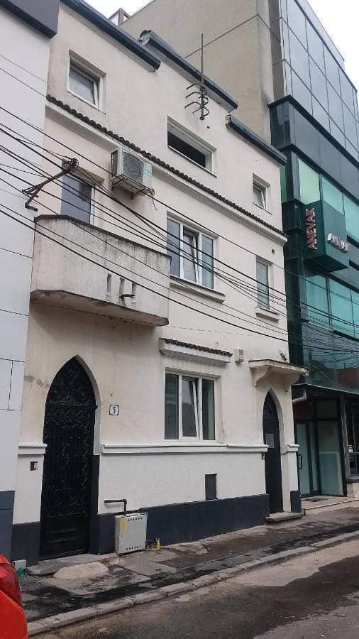 Center Walk Studios Bucarest Exterior foto